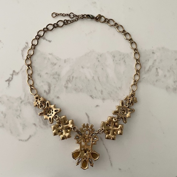 ⭐️J.Crew Nude/Jewelled Statement Necklace - Picture 2 of 4